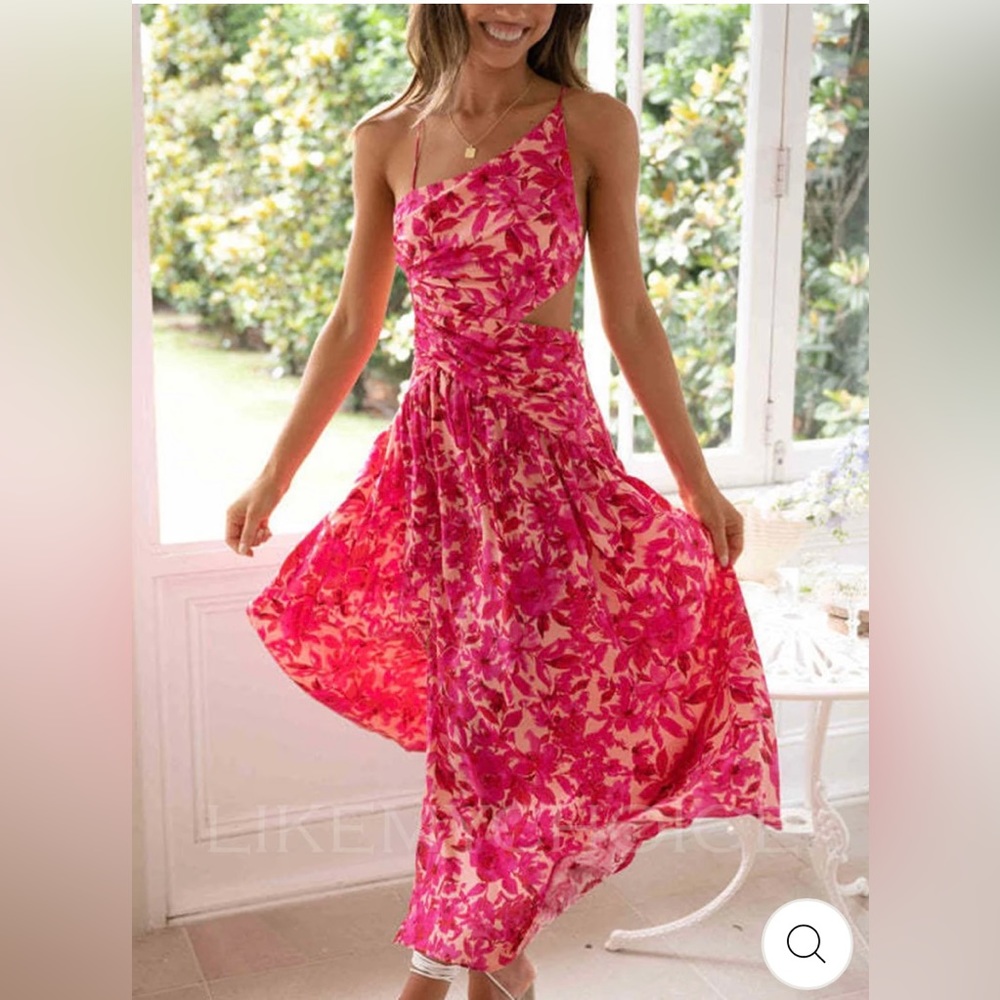 Sleeveless Backless Hemline Open Dress